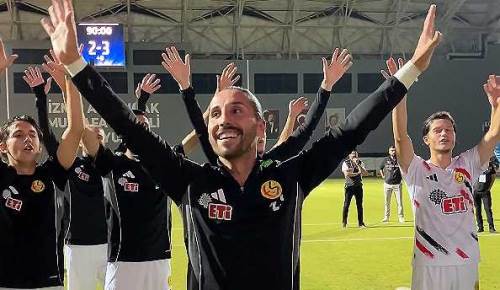 Eskişehirspor galibiyeti böyle kutladı