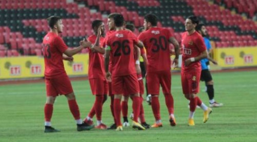Eskişehirspor geriden gelip kazandı!