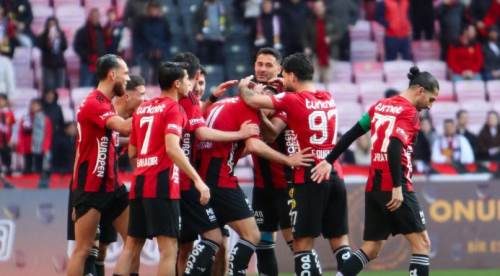 Eskişehirspor gol oldu yağdı: İşte goller...