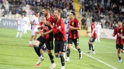 Eskişehirspor gol olup yağdı: Farklı galibiyet