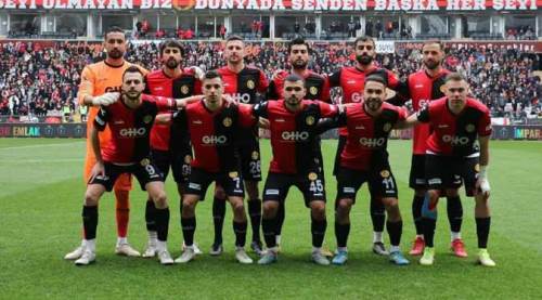 Eskişehirspor hükmen galip: Liderliğe devam!