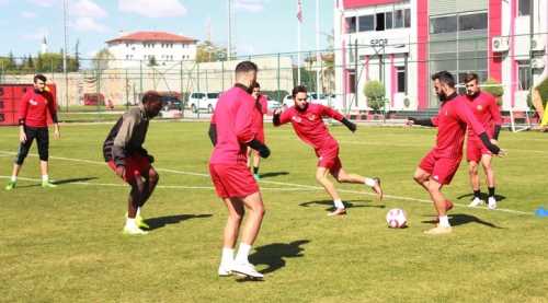 Eskişehirspor ile Boluspor 36. randevuda