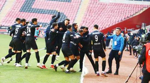 Eskişehirspor inanırsa başarır!