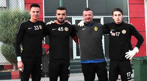 Eskişehirspor kalecilerine güveniyor!