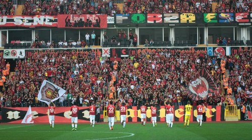 Eskişehirspor Karabükspor'u 2-0 yendi!