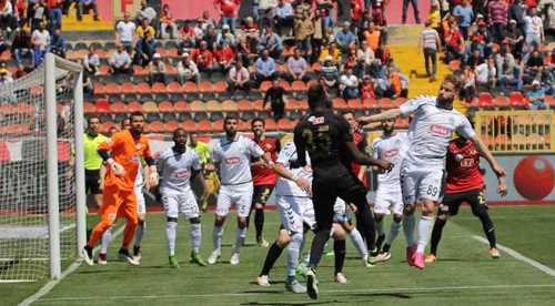 ESKİŞEHİRSPOR KENDİ EVİNDE YIKILDI