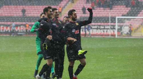 Eskişehirspor küllerinden doğuyor!