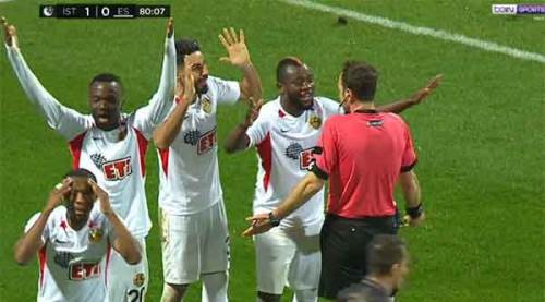 Eskişehirspor maçında yine hakem skandalı