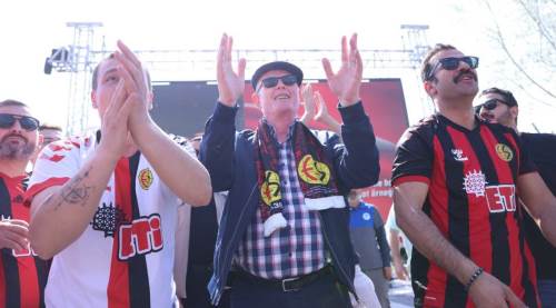 Eskişehirspor maçından sonra Kazım Kurt ateş püskürdü