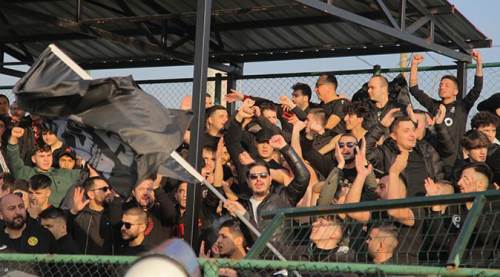 Eskişehirspor maçını o da tribünde taraftarlarla izledi