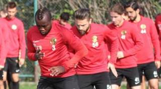 Eskişehirspor mesaiye başlıyor