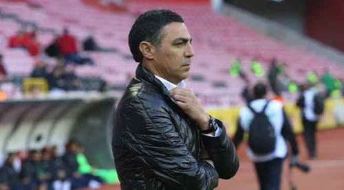 Eskişehirspor Mustafa Özer ile yola devam ediyor!