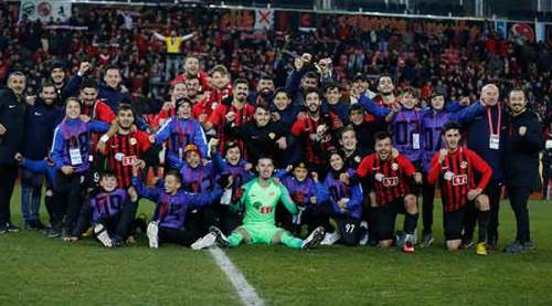 Eskişehirspor sahasında kral!