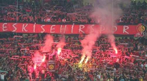 Eskişehirspor taraftarı tribünlerde olsaydı eğer...