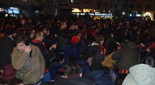 Eskişehirspor taraftarından Balıkesirspor çıkarması!