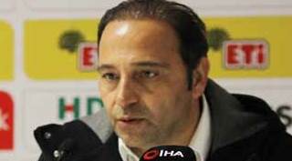 Eskişehirspor Teknik Direktörü Fuat Çapa: Puan farkını azalttık