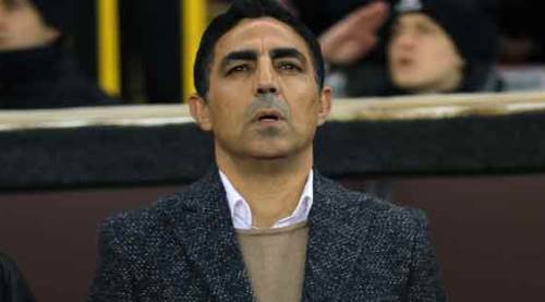 Eskişehirspor Teknik Direktörü Özer: Geçmişin cezasını çekiyoruz