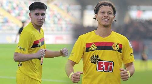 Eskişehirspor teknik direktöründen genç oyunculara övgü