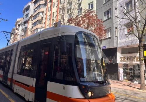 Eskişehirspor tutkusu tramvaylara taştı