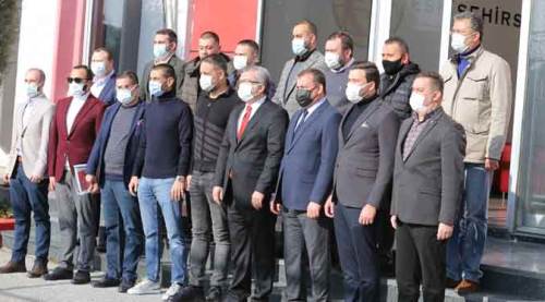 Eskişehirspor'u 2 kez düşürdüler, artık maçlara da gelmiyorlar...