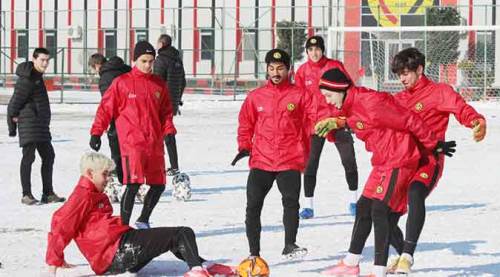 Eskişehirspor'un çıkışı sürecek