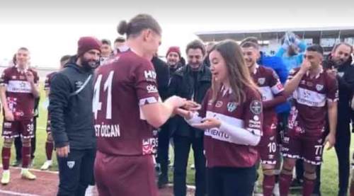 Eskişehirspor'un eski oyuncusundan sürpriz hareket