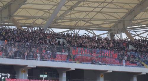 Eskişehirspor'un golünden sonra Es Es tribünleri!