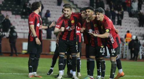 Eskişehirspor'un hocasından "şükürler olsun" açıklaması