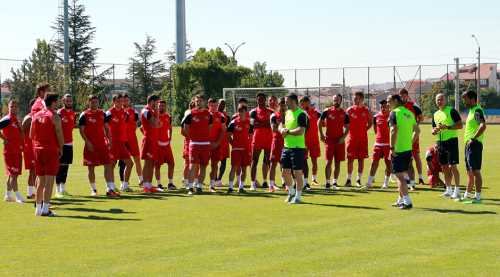 Eskişehirspor'un ilk etap kamp çalışmaları
