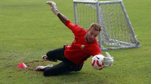 Eskişehirspor'un kalesini uzun süre korumuştu, futbolu bıraktı...