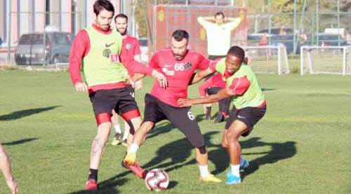 Eskişehirspor'un önünde 24 engel daha var!