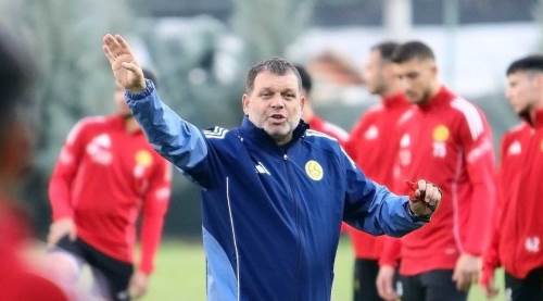 Eskişehirspor'un teknik adamından rakiplere net mesaj