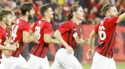 Eskişehirspor'un umudu gençler!