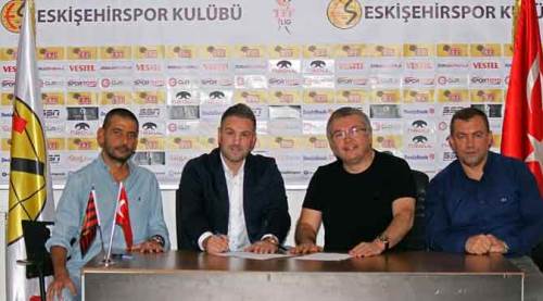 Eskişehirspor'un yeni hocası İlhan Var