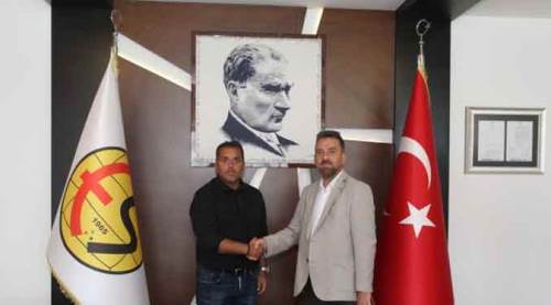 Eskişehirspor'un yeni Teknik Direktörü Cem Karaca