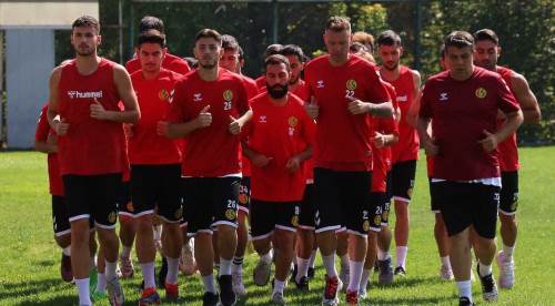 Eskişehirspor vitesi yükseltti: Yoğun tempoda çalışıyorlar!