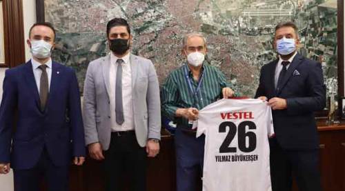 Eskişehirspor Yönetimi, Büyükerşen'e gitti