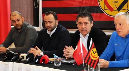 Eskişehirspor yönetiminin ve hocanın başındaki giyotin!