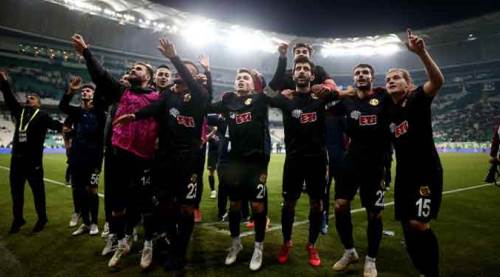 Eskişehirsporlu futbolculara Menemen maçı öncesi prim dopingi!