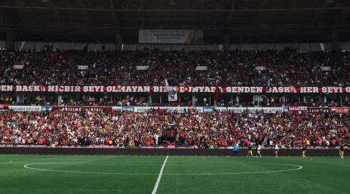 Eskişehirsporlu taraftarların performansı İspanya'nın gündeminde!