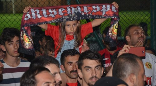 Eskişehirsporlular tesislere akın etti