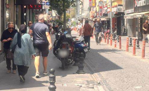 Esnaf Sarayı'nın çevresi için yetkililerden çözüm bekleniyor