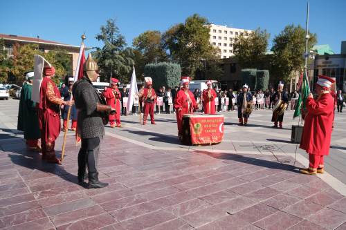 Esnaf ve Sanatkarlar Odası Başkanı Birsen: "Yönetimler esnafı desteklemeli"