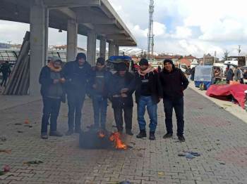 Esnafın Ekmek Parası İçin Eksi 10 Derecede Soğukla Mücadelesi
