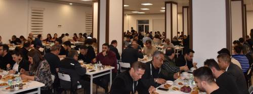 ESOGÜ Hastanesi personeli ve hasta yakınları iftarda buluştu