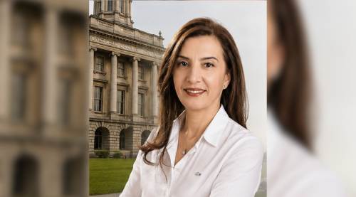 ESOGÜ Öğretim Üyesi Prof. Dr. Elif Gürsoy, FFNMRCSI üyeliğine layık görüldü