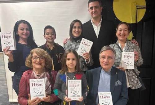  ESOGÜ Öğretim Üyesi Prof. Dr. Hikmet Hassa yeni kitabını okuyucularıyla buluşturdu