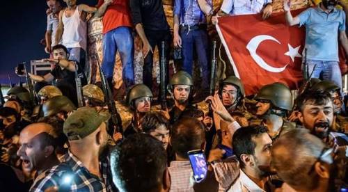 Espark'ta 15 Temmuz sergisi