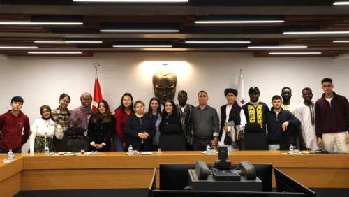 ESTÜ Rektörü ESTÖMER öğrencileriyle kahvaltıda buluştu