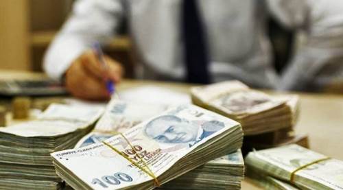 Ev ve araç alacaklara kötü haber! Kredi faizleri katlandı